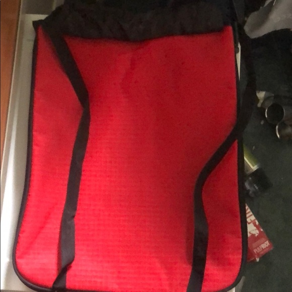 Roots backback for lighter items - Picture 2 of 2